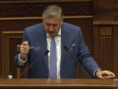 «Ո՞ր կոնտեքստում է կարելի հայհոյել». Խաչատրյանը՝ Սիրունյանին