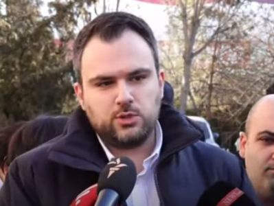 Оппозиционер обвинил власти Еревана в безграмотности и преднамеренном срыве судебного заседания