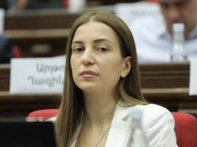 Ձեր քթի տակ 25 միլիարդ դրամ կորում է, դուք վերջին քաղաքացուն ասում եք, տեսնեմ՝ դու կոռուպցիոնե՞ր ես. հարց՝ Փաշինյանին