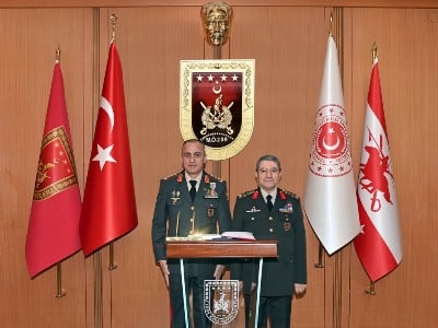 Azerbaijan, Turkey land forces’ commanders meet in Ankara