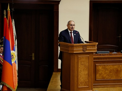 Հայրենասիրության մեր բովանդակությունը պիտի լինի այնպիսին, որ չզոհաբերի զինվորին, որ չզոհաբերի բանակը. Փաշինյանը՝ ՊՆ-ում