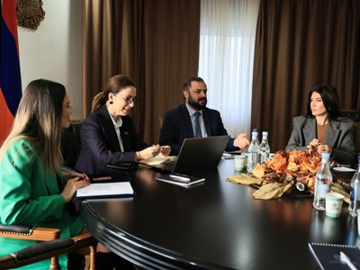 Министр экономики Армении и представители «Wizz Air Group» обсудили возможности разработки новых авиамаршрутов