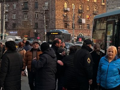 Граждане продолжают бойкотировать повышение платы за проезд в столичном транспорте