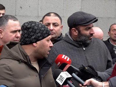 Протестующий представитель хозсубъекта: В отношении армянской нации ведется налоговый террор