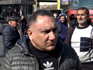 Հաղթանակ թաղամասի բնակիչների՝ գերեզմանատան մոտի հողերը սանիտարական գոտի են հայտարարել, մարդիկ չեն կարողանում շահագործել