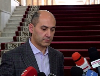 «Պատիվ ունեմ» խմբակցության պատգամավոր Մարտուն Գրիգորյանը կառաջադրվի որպես Գյումրու քաղաքապետի թեկնածու