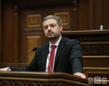 Թիրախ ենք դրել 6 և ավելի տոկոս տնտեսական աճ ունենալ. նախարարը՝ ԵԱՏՄ-ի և ԵՄ-ի հնարավոր համատեղման մասին