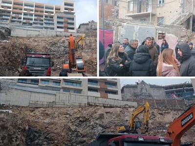 Գևորգ Էմին 8 հասցեի նորակառույց շենքի բնակիչները բողոքի ակցիա են իրականացրել