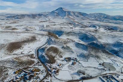 Շինուհայր - Հարժիս - Սիսիան ավտոճանապարհին և Սևանի թերակղզուց մինչև Ծովագյուղ ճանապարհահատվածում բուք է