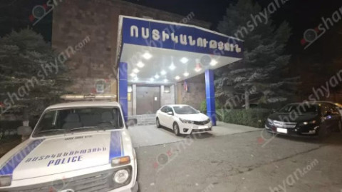 Երևանում բնակարանում հայտնաբերվել է տղամարդու մարմին և «Մակարով» տեսակի ատրճանակ. բժիշկները արձանագրել են մահը