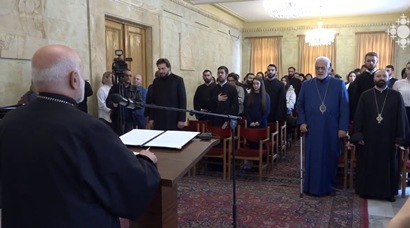 22 գնդերեցներ Սուրբ Սարգսի տոնի առիթով պարգեւատրվել են Արարատյան Հայրապետական թեմի առաջնորդարանում