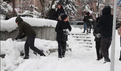 Նորք Մարաշում ձնագնդիկով հարվածելու համար անչափահաս երեխայի են դանակահարել