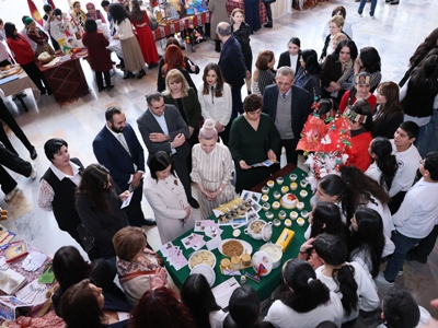 Մայրենի լեզվի միջազգային օր․ դպրոցականները ներկայացրել են ազգային փոքրամասնությունների մշակույթին վերաբերող նախագծեր