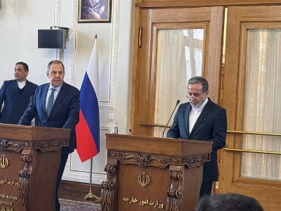 Մենք ձգտում ենք Ադրբեջանի և Հայաստանի միջև խաղաղության հաստատմանը. Իրանի արտգործնախարար