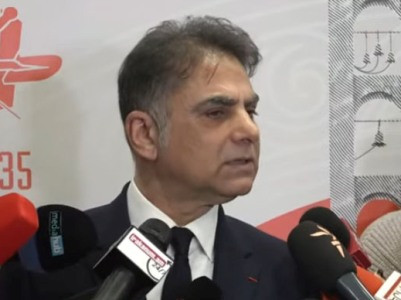 Մակրոնի առաջ նստած Փաշինյանը դուրս գնաց. Մակրոնը զարմացավ, գնաց հետևից. Մուրադ Փափազյանը մանրամասներ է պատմում