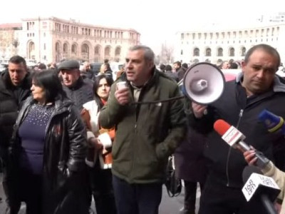 Протестующий: Действие закона об изменении налога с оборота не приостановлено – это дезинформация