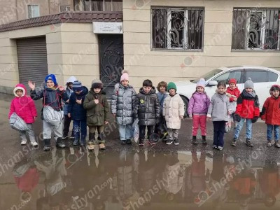 «Այլևս չգիտենք` ում դիմենք». Մալաթիայում մի քանի շենքերի, դպրոցի ու մանկապարտեզի բակերը ողողվել են կեղտաջրերով