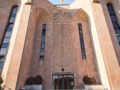 Երևանի քաղաքապետարանի պաշտոնյանների ձերբակալությունների գործով այսօր եւս մեկ պաշտոնյա է ձերբակալվել. խոսնակ