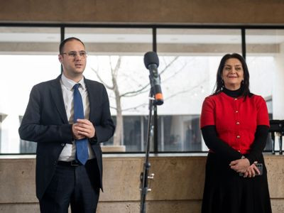 Ալֆրեդ Քոչարյանը Կոմիտասի թանգարան-ինստիտուտի անձնակազմին է ներկայացրել տնօրենի ԺՊ Լուսինե Սահակյանին