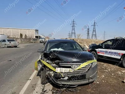 Կոտայքի Գետարգել գյուղի ճանապարհին բախվել են «Hyundai Sonata»-ն ու «Mercedes»-ը. կա վիրավոր