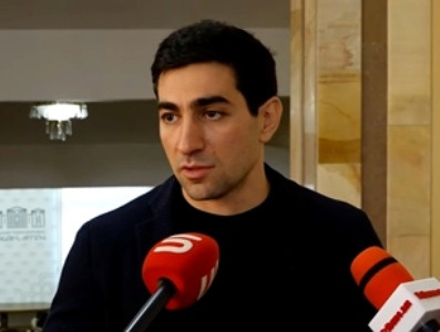 Левон Кочарян: Для Азербайджана власть во главе с Пашиняном – большой подарок