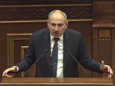 Оппозиционный депутат - премьер-министру Армении: Погибла беременная женщина, что вы предприняли?
