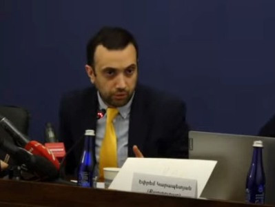 «Տեսանյութեր կան, որտեղ քրեական ենթամշակույթ կրող՝ «Բանդուրյանների» հետ եք գրկախառնվում». Իոաննիսյանը՝ Կարեն Բատիկյանին
