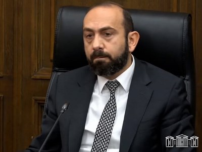 Շատ ճղվել պետք չէ, մի տարի բան մնաց ընտրություններին, փորձեք. Արարատ Միրզոյան