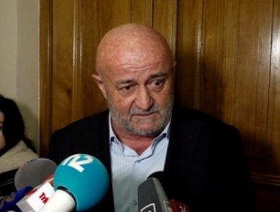 Агазарян: Меня подвергают политическому давлению по двум причинам