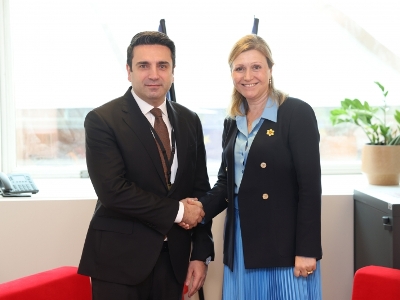 Alen Simonyan meets with France National Assembly speaker, raises issue of Armenians held in Azerbaijan