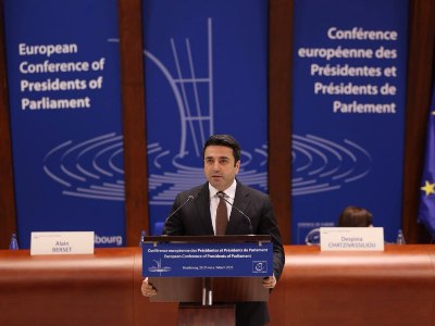Ես մտահոգված եմ Ադրբեջանի վերջին կեղծ հայտարարություններով՝ Հայաստանի՝ իբրեւ ռազմական գործողությունների մասին. Սիմոնյան