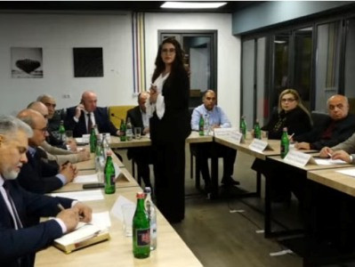 Во втором городе Армении проходит конференция с участием российских экспертов