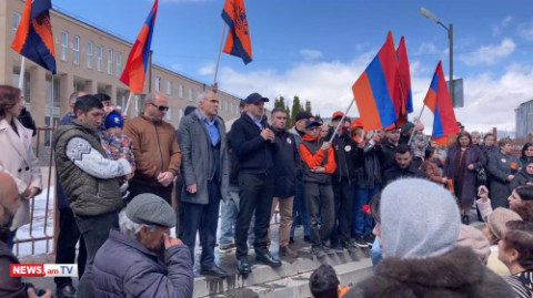 Իշխող ուժը պետք է հեռանա ե΄ւ երկրի, ե΄ւ քաղաքի կառավարումից. «Մայր Հայաստան»-ի հավաքը Մուշ թաղամասում (ուղիղ)