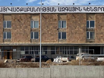 Լոռիում աջ դաստակի շրջանում ջերմային այրվածքով Այրվածքաբանության կենտրոն է տեղափոխվել 1-ամյա երեխա