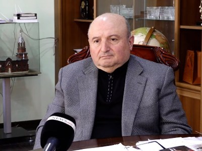 Экс-мэр Гюмри: невоспитанным не надо отвечать