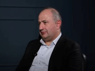 Эксперт: Действующий президент Турции вряд ли под давлением улицы уйдет в отставку