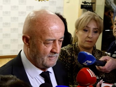 Овик Агазарян: Арам Мкртчян дал мне в долг деньги, но я их вернул