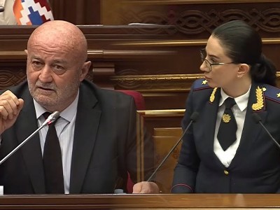 Բա պաշտպանվելու իրավունքս որտե՞ղ մնաց, տիկին դատախազ. Հովիկ Աղազարյանը՝ Աննա Վարդապետյանին