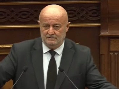 ՔՊ-ականները կարդացել են նամակագրությունս և սպառնացել, որ կտան կնոջս, տղաներիս. Հիմա ո՞վ է ավելի անբարոյական. Աղազարյան