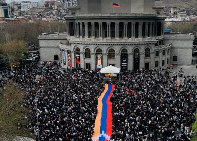 Դուք կգաք ու կգնաք, իսկ Արցախյան շարժումը կմնա ու կեռա արդարության բոցերից. Արտակ Բեգլարյան