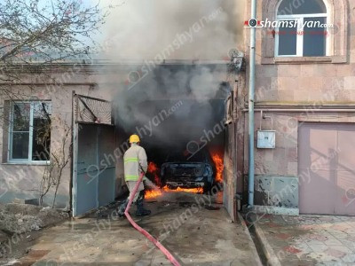 Մխչյան գյուղի տներից մեկում հրդեհ է բռնկվել. այրվել է տան տանիքը և ավտոտնակում կայանած «Opel»-ը