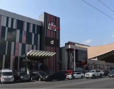 «Ռոսիա մոլ»-ի ոսկու սրահից գողացել են 2 ոսկյա վզնոց՝ պատճառելով 1 մլն 250 հազար դրամի վնաս․ կասկածյալը 30-ամյա կին է