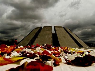 Congress members introduce bill to implement Armenian Genocide education program in US