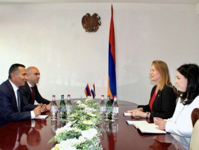 Նիդերլանդների դեսպանը Սյունիքում է. քննարկվել են մարզի ընդհանուր քաղաքական և անվտանգային իրավիճակը