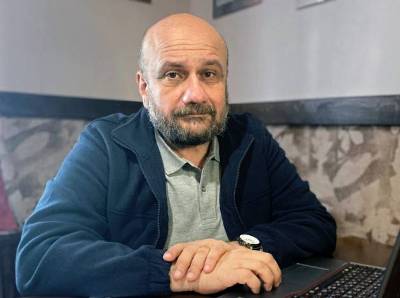 «Հրապարակ». Ռադիոն ձեռից գնում է