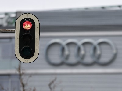 Audi приостановил поставки машин в США