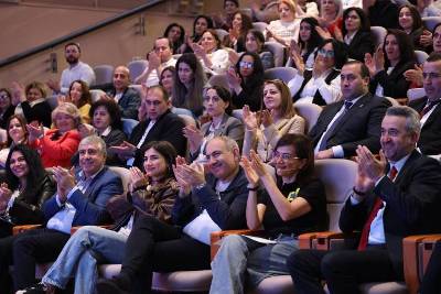 «Հրապարակ». Ոչ թե պատերազմն է իմ օրոք եղել, այլ ես՝ պատերազմի. Նիկոլ Փաշինյան