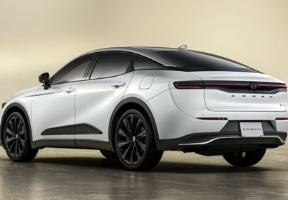 Toyota releases new special edition of its Crown Crossover