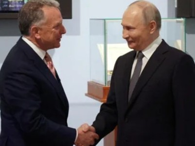 Встреча Путина и спецпосланника Трампа продлилась 4,5 часа: Что обсуждалось?