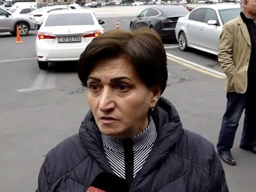 Մեր ասուլիսները և ձեր կառավարության նիստերը դրեք, համեմատեք, տեսեք՝ ով կրթության կարիք ունի. առևտրական կինը՝ Փաշինյանին